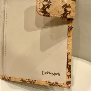 Danielle Nicole Bags - Danielle Nicole Snakeskin Leather Wallet Set Danielle Nicole Bags - Danielle Nicole Snakeskin Leather Wallet Set